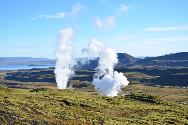 geothermal-7422230_640